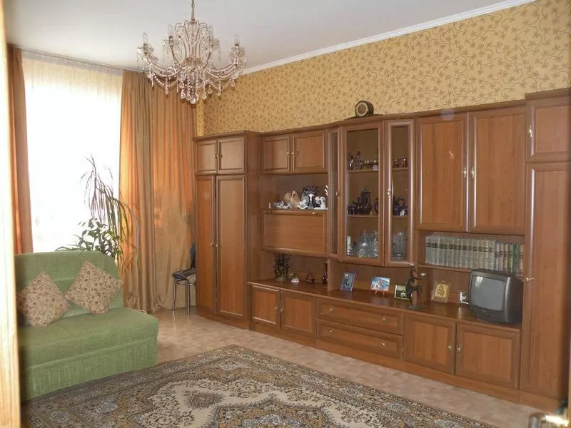 Продаю 1 комнатную квартиру в центре Бежицы в кирпичном доме 4
