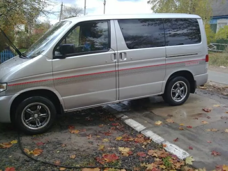 Продается микроавтобус-трансформер Mazda Bongo Friendee,  2000г.